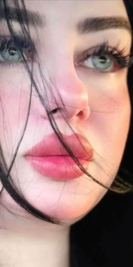 Beautiful People image