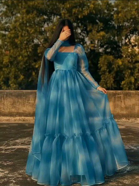 Beautiful People image