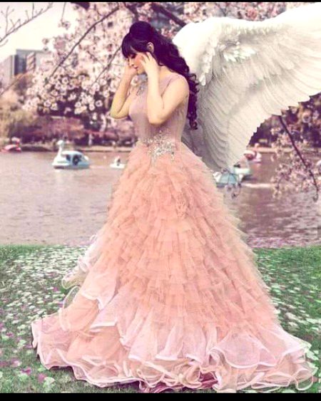 Beautiful People image
