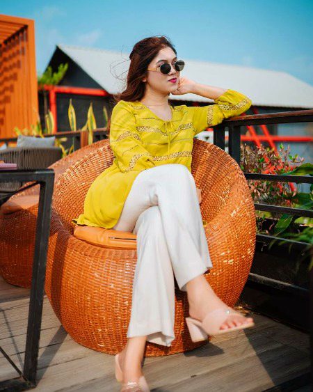 Beautiful People image