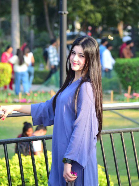 Beautiful People image