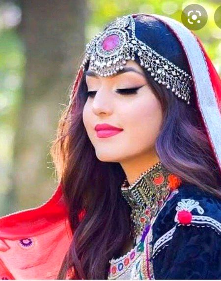 Beautiful People image