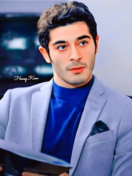 Turkish Celebs image