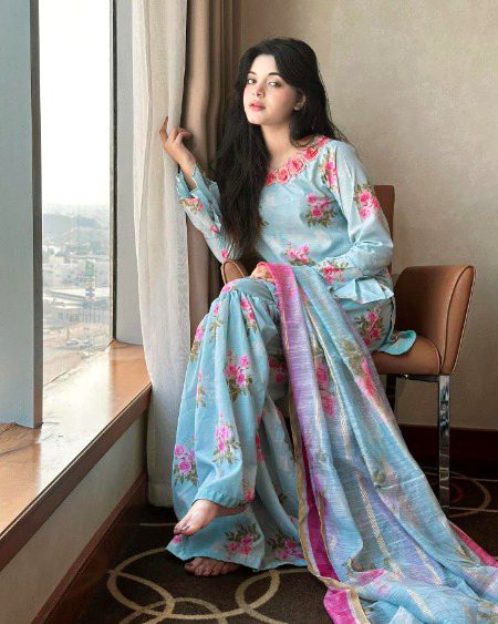 Beautiful People image