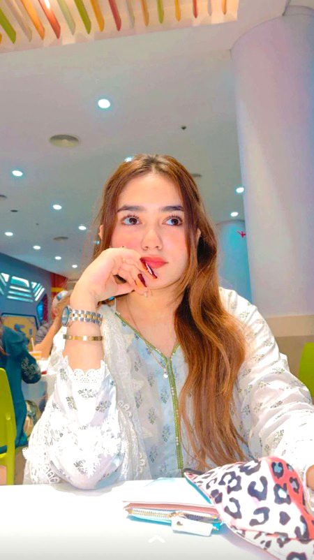 Beautiful People image