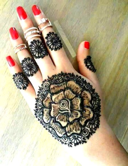 Mehndi Design image