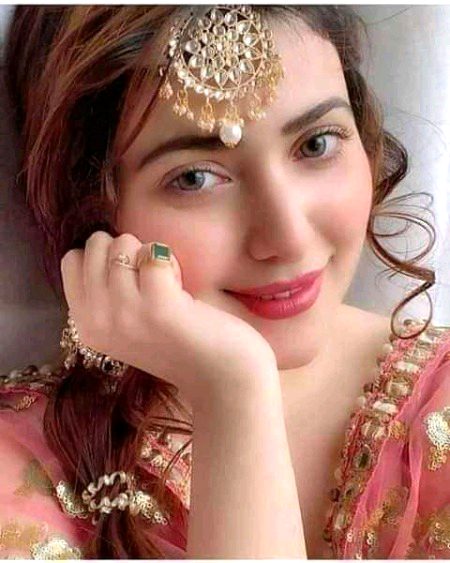 Beautiful People image