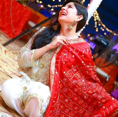 Beautiful People image