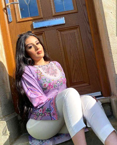 Beautiful People image