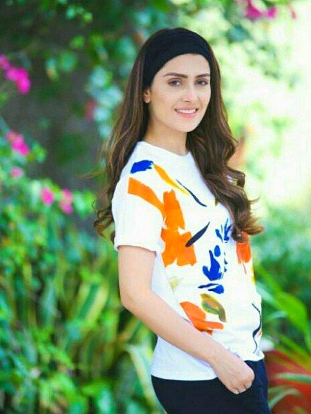 Pakistani Celebs image