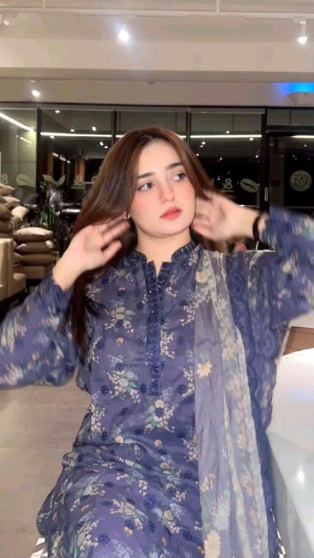 Beautiful People image