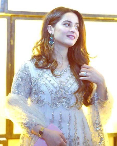 Pakistani Celebs image