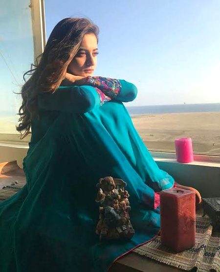 Beautiful People image