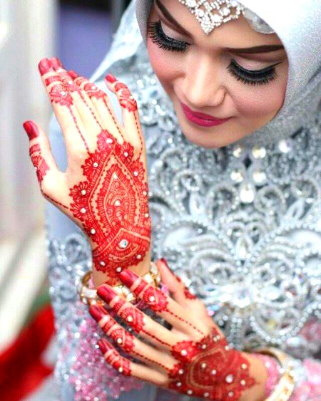 Beautiful People image