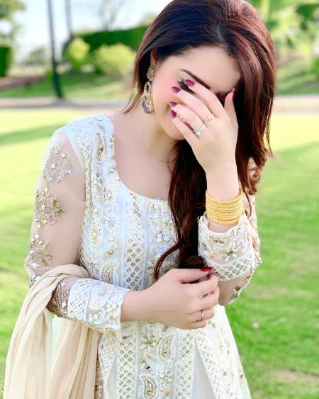 Beautiful People image