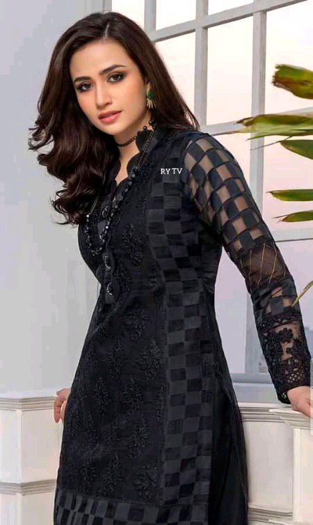 Pakistani Celebs image