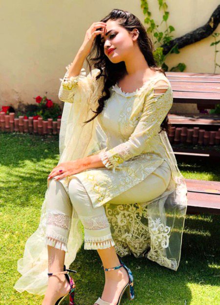 Beautiful People image