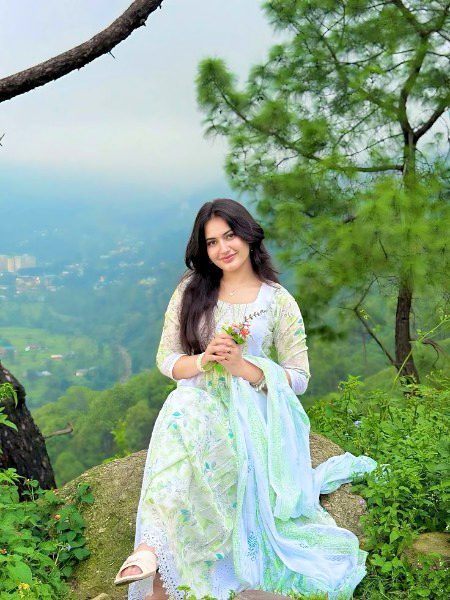 Beautiful People image