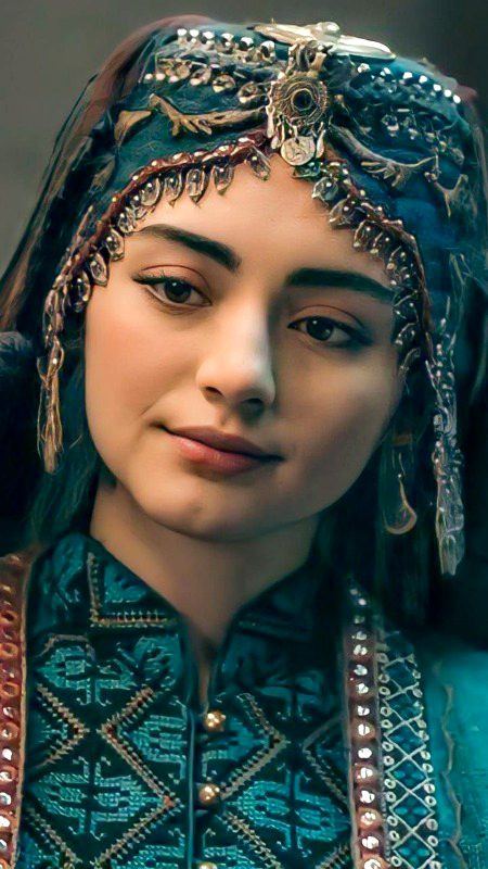 Turkish Celebs image