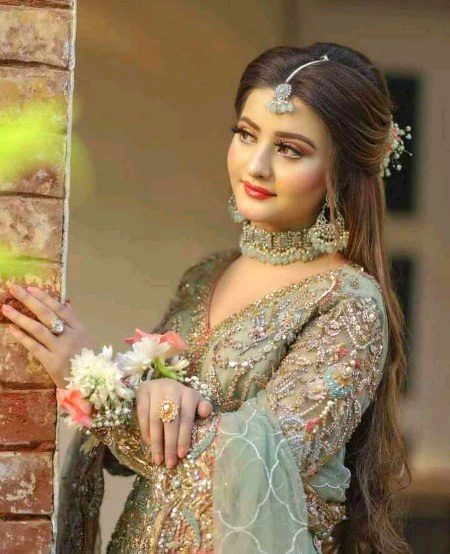 Beautiful People image