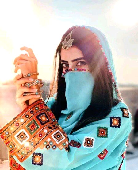 Beautiful People image