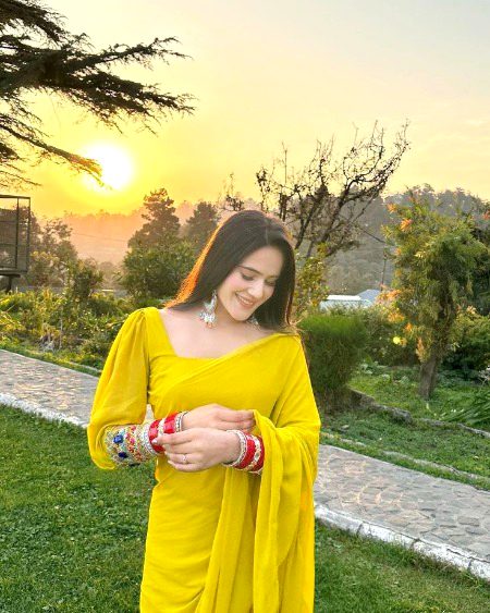 Beautiful People image