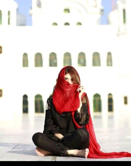 Beautiful People image