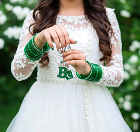 Beautiful People image