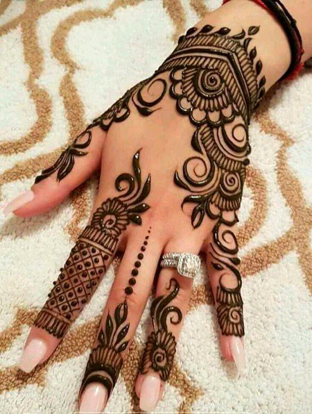 Mehndi Design image