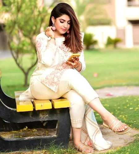 Beautiful People image