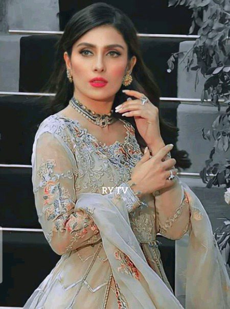 Pakistani Celebs image