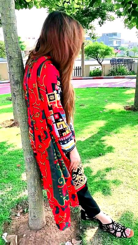 Beautiful People image