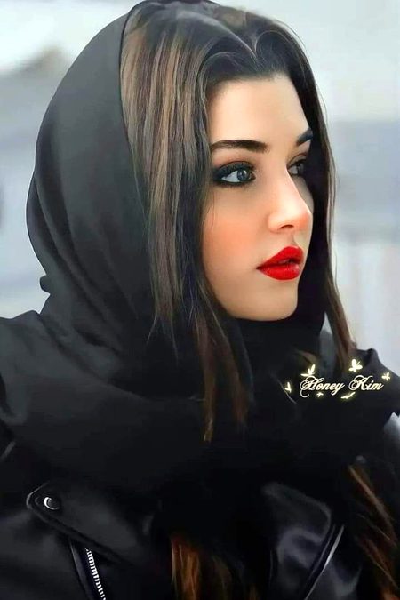 Turkish Celebs image