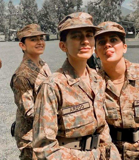 Pakistani Celebs image