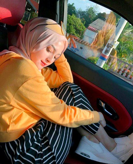 Beautiful People image