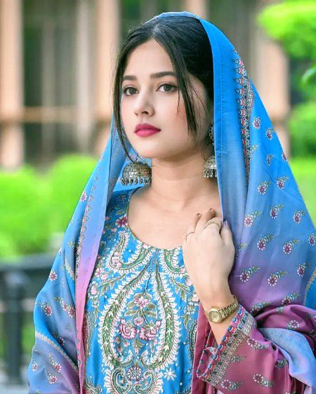 Beautiful People image