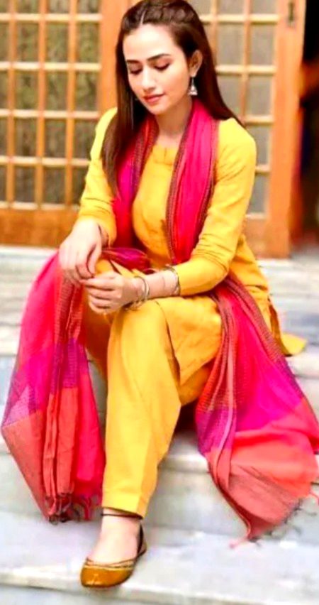 Pakistani Celebs image