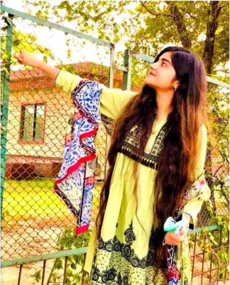 Beautiful People image